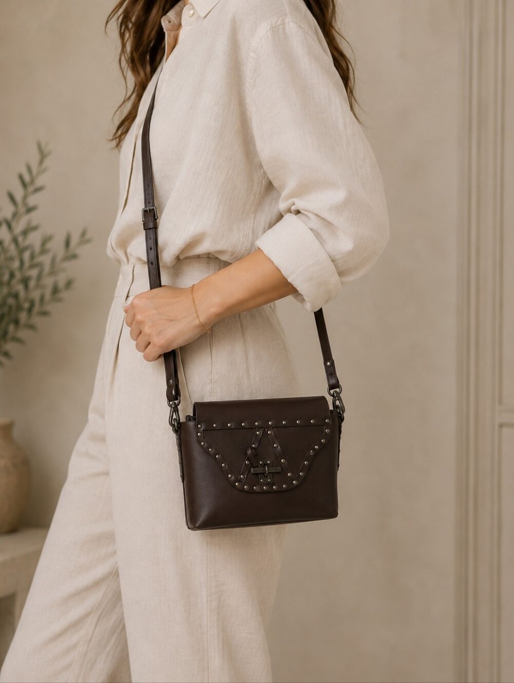 HIGH Everyday Couture Studded Brown Made in Italy Leather Bag
